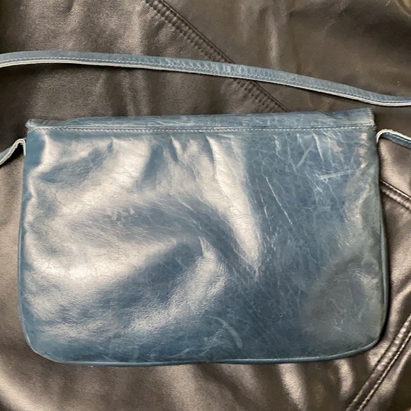 Vintage Blue Leather Purse - Picture 11 of 11